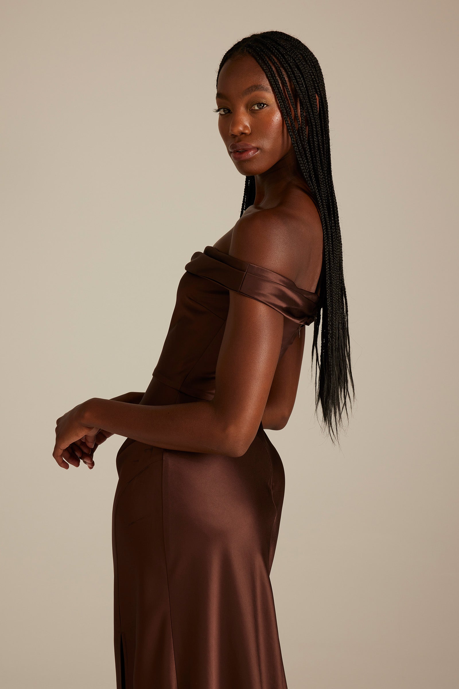 Kai Off the Shoulder Espresso Brown Bridesmaids Dress_XS_