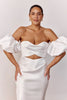 An off the shoulder wedding dress with puff sleeves_L_