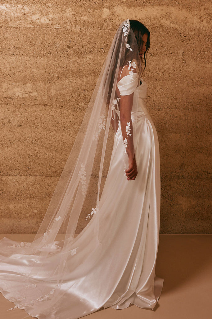 Wedding Veil with Embroidery