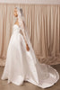 Satin wedding dress with a mantilla veil_XS_