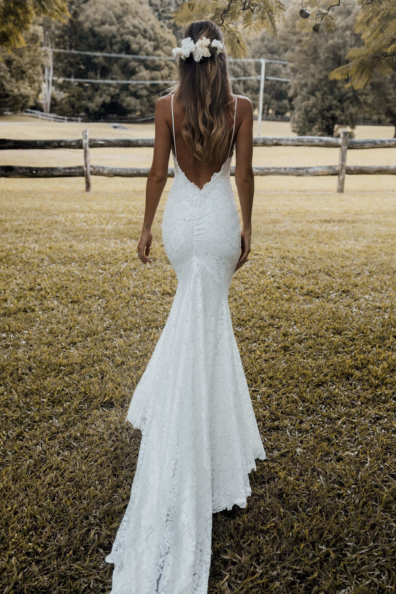 Pearl back outlet wedding dress